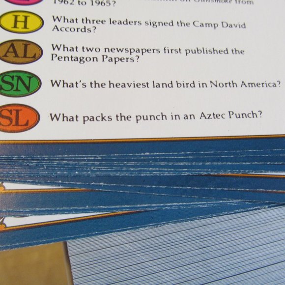 Trivial Pursuit Genus Edition Original Vtg 1981 Version - Picture 10 of 16